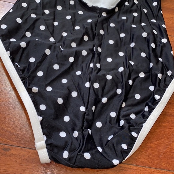 *SOLD* Baiting Suit👙 - Picture 5 of 6